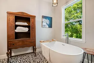 1025 Lakeshore Dr, Spicewood, TX 78669 - Photo 14