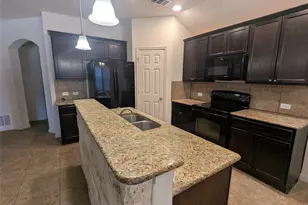129 Park Ln, San Marcos, TX 78666 - Photo 4