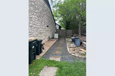 6501 Lost Cove #B, Austin, TX 78746 - Photo 16