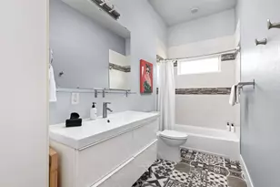 7611 Providence Ave, Austin, TX 78752 - Photo 26