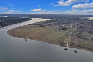 303 Yaupon Dr, Spicewood, TX 78669 - Photo 32