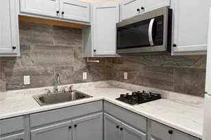 216 Charles Trl, Georgetown, TX 78626 - Photo 6