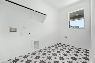 8500 Picnic House Path, Austin, TX 78744 - Photo 22