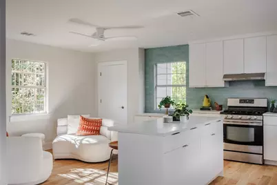 827 Gullett Street, Austin, TX 78702 - Photo 26