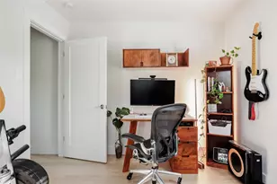 827 Gullett St, Austin, TX 78702 - Photo 16