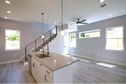 6002 Carnation Terrace #2, Austin, TX 78741 - Photo 6