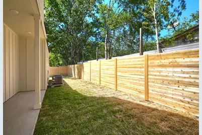 6002 Carnation Terrace #2, Austin, TX 78741 - Photo 14