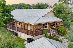 119 Saddle Ct, Bastrop, TX 78602 - Photo 2