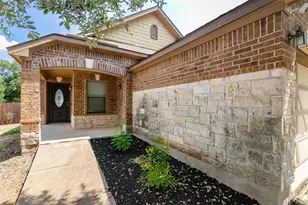 8801 Edmundsbury Dr, Austin, TX 78747 - Photo 4