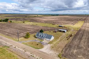 615 County Rd 357, Granger, TX 76530 - Photo 30
