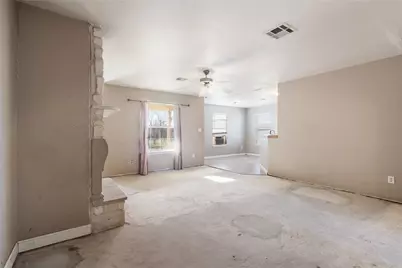 135 Petirrojo Court, Del Valle, TX 78617 - Photo 4