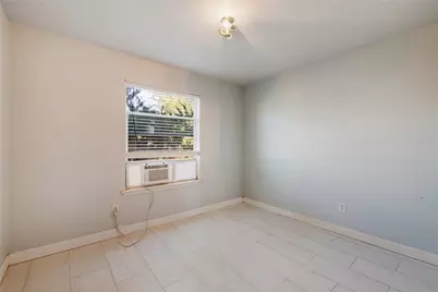 135 Petirrojo Court, Del Valle, TX 78617 - Photo 8