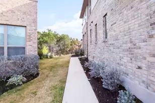 2500 Forest Creek Dr, Round Rock, TX 78665 - Photo 4