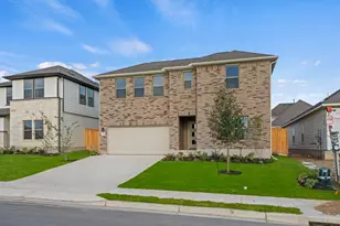 13605 Gray Lndg Dr, Elgin, TX 78621 - Photo 4