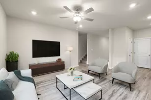 13605 Gray Lndg Dr, Elgin, TX 78621 - Photo 6