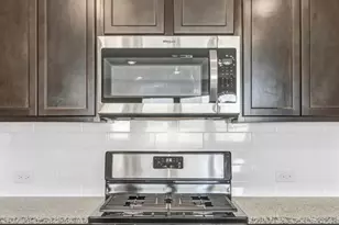400 Barton Creek Ln, Hutto, TX 78634 - Photo 12