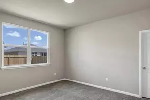 400 Barton Creek Ln, Hutto, TX 78634 - Photo 10