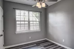 340 Rose Mayer Loop, La Grange, TX 78945 - Photo 20