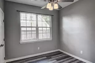 340 Rose Mayer Loop, La Grange, TX 78945 - Photo 20