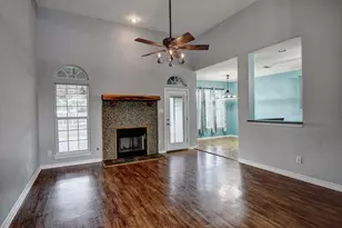 340 Rose Mayer Loop, La Grange, TX 78945 - Photo 6