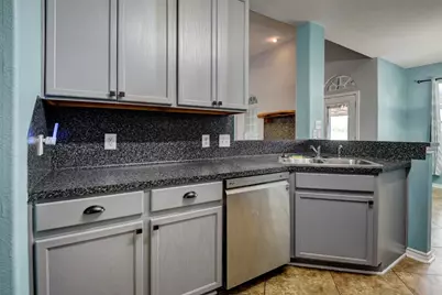 340 Rose Mayer Loop, La Grange, TX 78945 - Photo 10