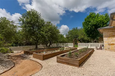 345 Leafdale Trail, Dripping Springs, TX 78620 - Photo 24