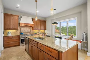 7321 Vista Mountain Dr, Austin, TX 78731 - Photo 8