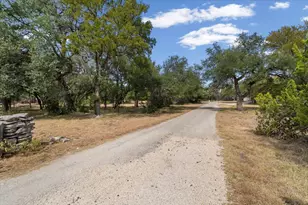206 Buoy Dr, Georgetown, TX 78633 - Photo 2