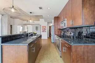 360 Nueces St, Austin, TX 78701 - Photo 6