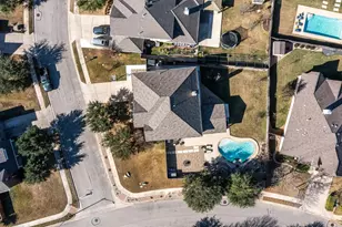 349 Lake Livingston Dr, Georgetown, TX 78628 - Photo 38