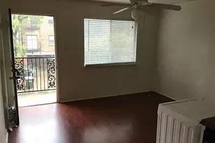 1010 W 23rd St, Austin, TX 78705 - Photo 2