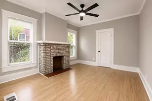 514 E 38th St, Austin, TX 78705 - Photo 6