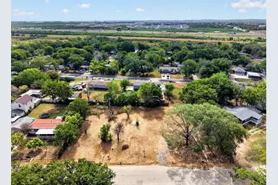 4703 Whirlaway Street, Del Valle, TX 78617 - Photo 8