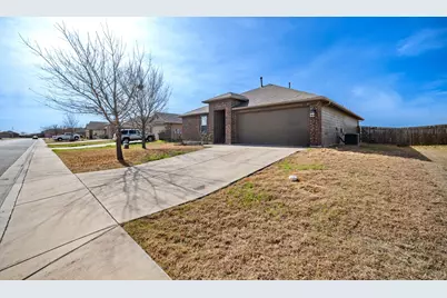 197 Voss, Kyle, TX 78640 - Photo 32