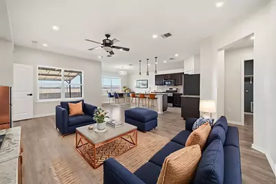 197 Voss, Kyle, TX 78640 - Photo 2