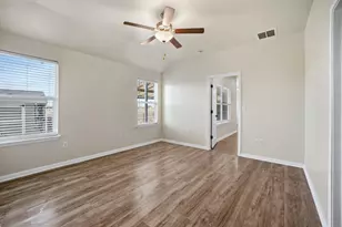 197 Voss, Kyle, TX 78640 - Photo 20