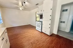 2411 S 5th St, Austin, TX 78704 - Photo 2