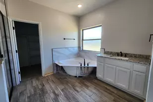 724 Golden Eagle Dr, Salado, TX 76571 - Photo 24