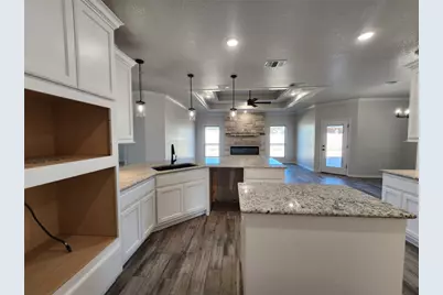 724 Golden Eagle Drive, Salado, TX 76571 - Photo 14