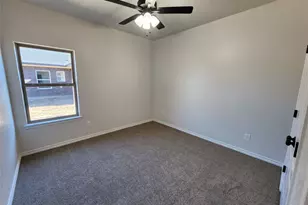 724 Golden Eagle Dr, Salado, TX 76571 - Photo 10