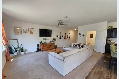 113 Athena Way, Jarrell, TX 76537 - Photo 6