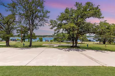 20904 W Lakeshore Drive, Spicewood, TX 78669 - Photo 16