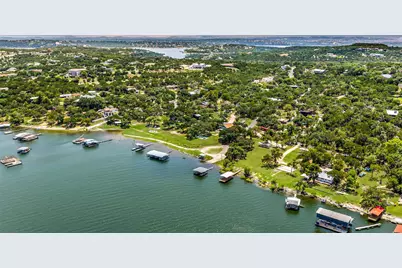 20904 W Lakeshore Drive, Spicewood, TX 78669 - Photo 24