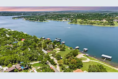 20904 W Lakeshore Drive, Spicewood, TX 78669 - Photo 26
