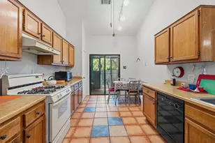 2814 Gettysburg Dr, Austin, TX 78745 - Photo 10