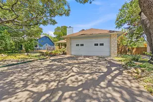 2814 Gettysburg Dr, Austin, TX 78745 - Photo 32