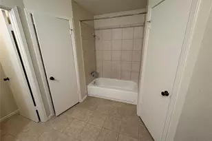 3800 Tattershall Ln, Austin, TX 78727 - Photo 16