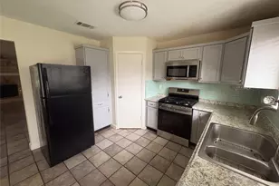 3800 Tattershall Ln, Austin, TX 78727 - Photo 10