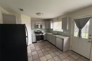 3800 Tattershall Ln, Austin, TX 78727 - Photo 8
