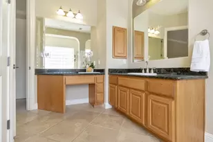 5600 Laguna Cliff Ln, Austin, TX 78734 - Photo 12